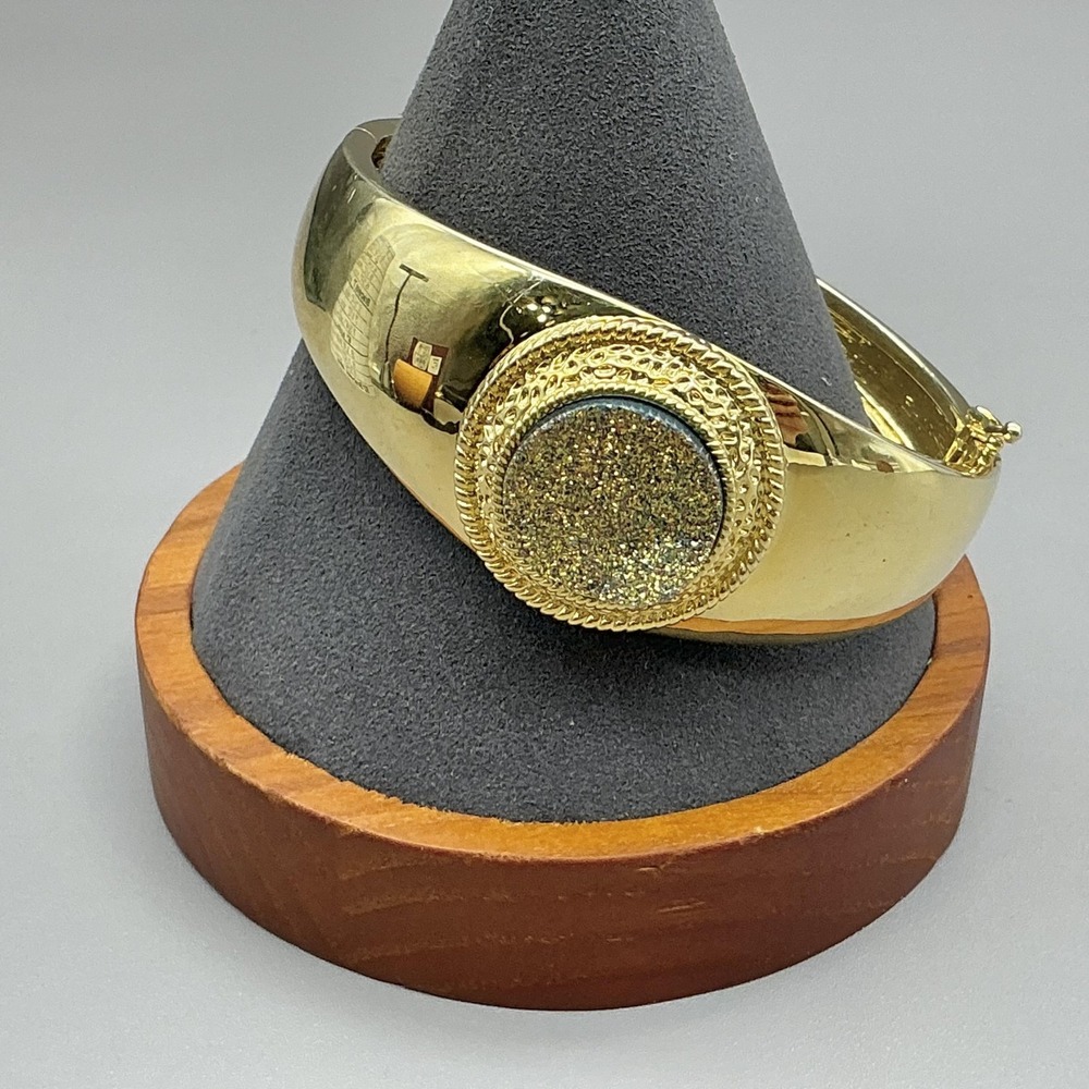 Heng Ngai Bracelet Gold Tone Hinged Bangle Druzy Cabochon Statement Bracelet
